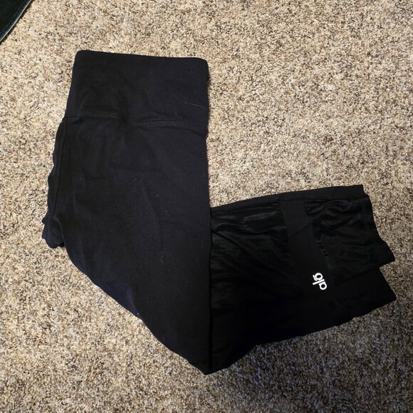 ALO Women's Black DRI-FIT Running/Yoga Crop Leggings Size M - Picture 1 of 5